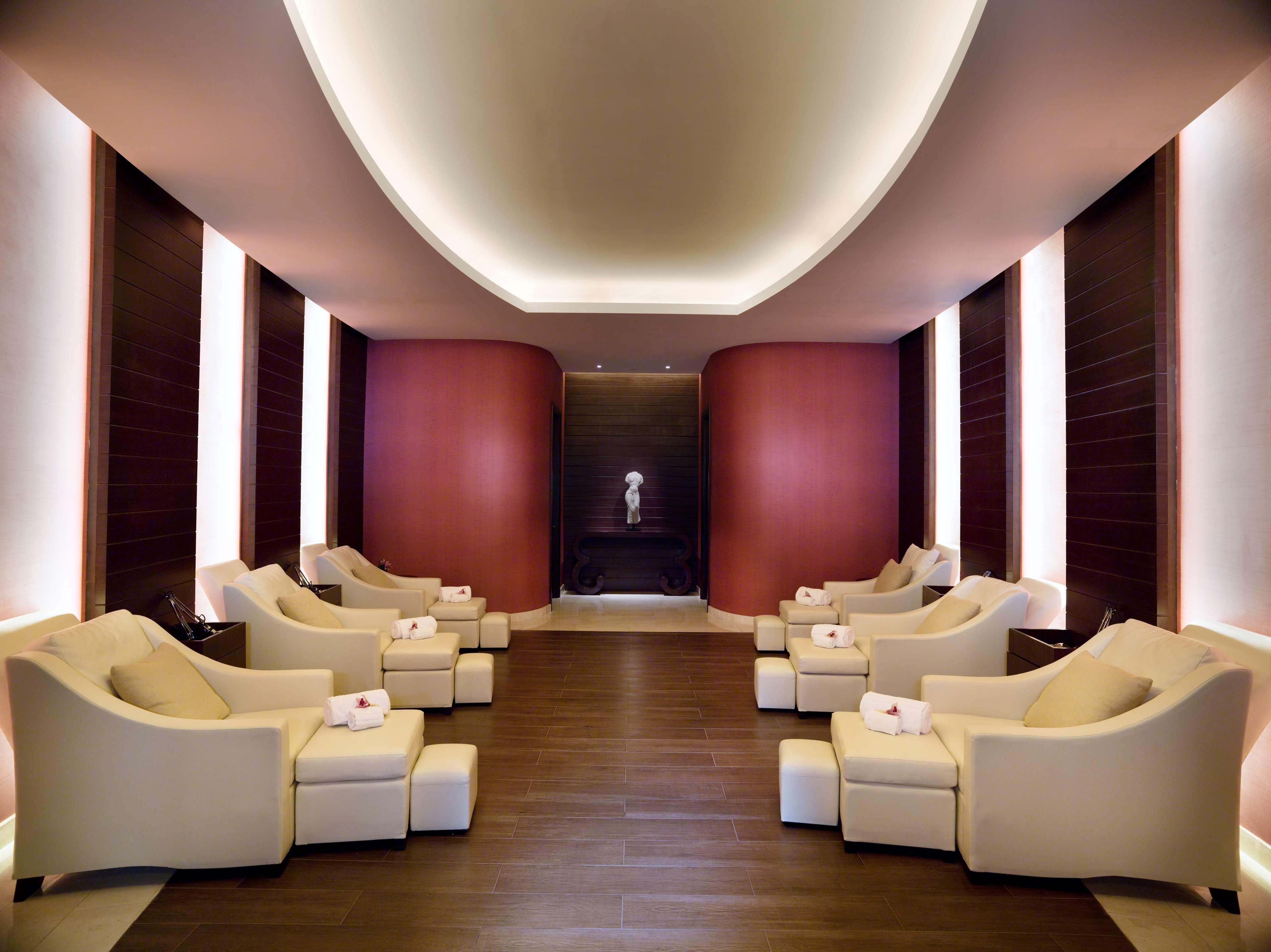 Conrad Hotel 5*